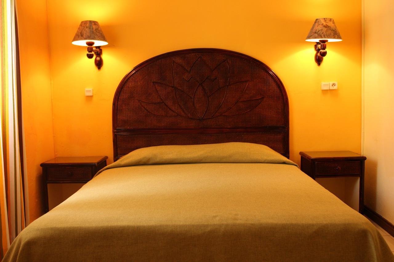 Hotel Ventura Grand Bay Buitenkant foto